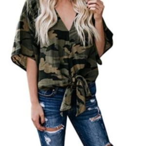 VICI LOVESTRUCK CAMO TIE TOP